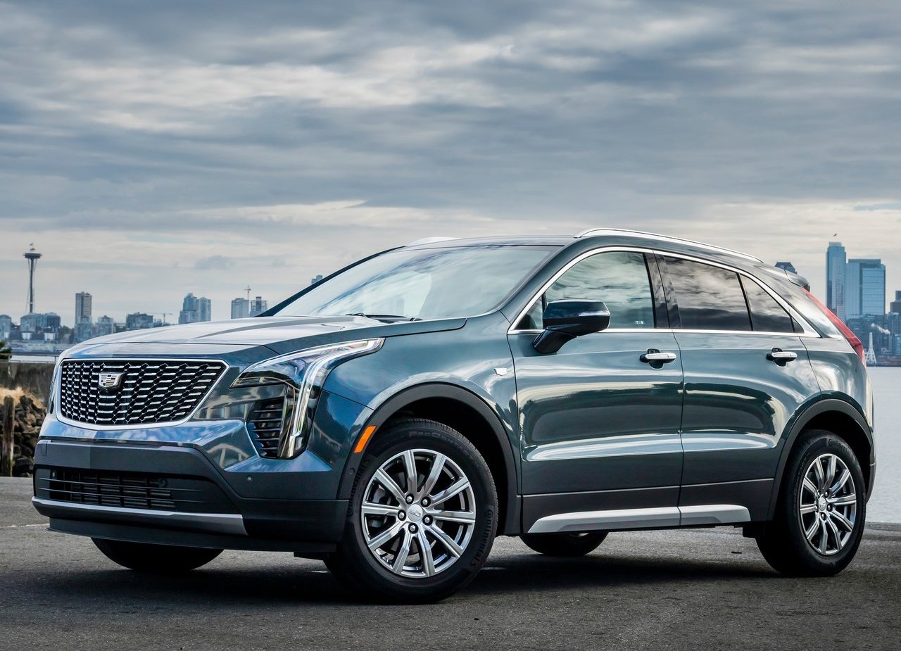 CADILLAC XT4